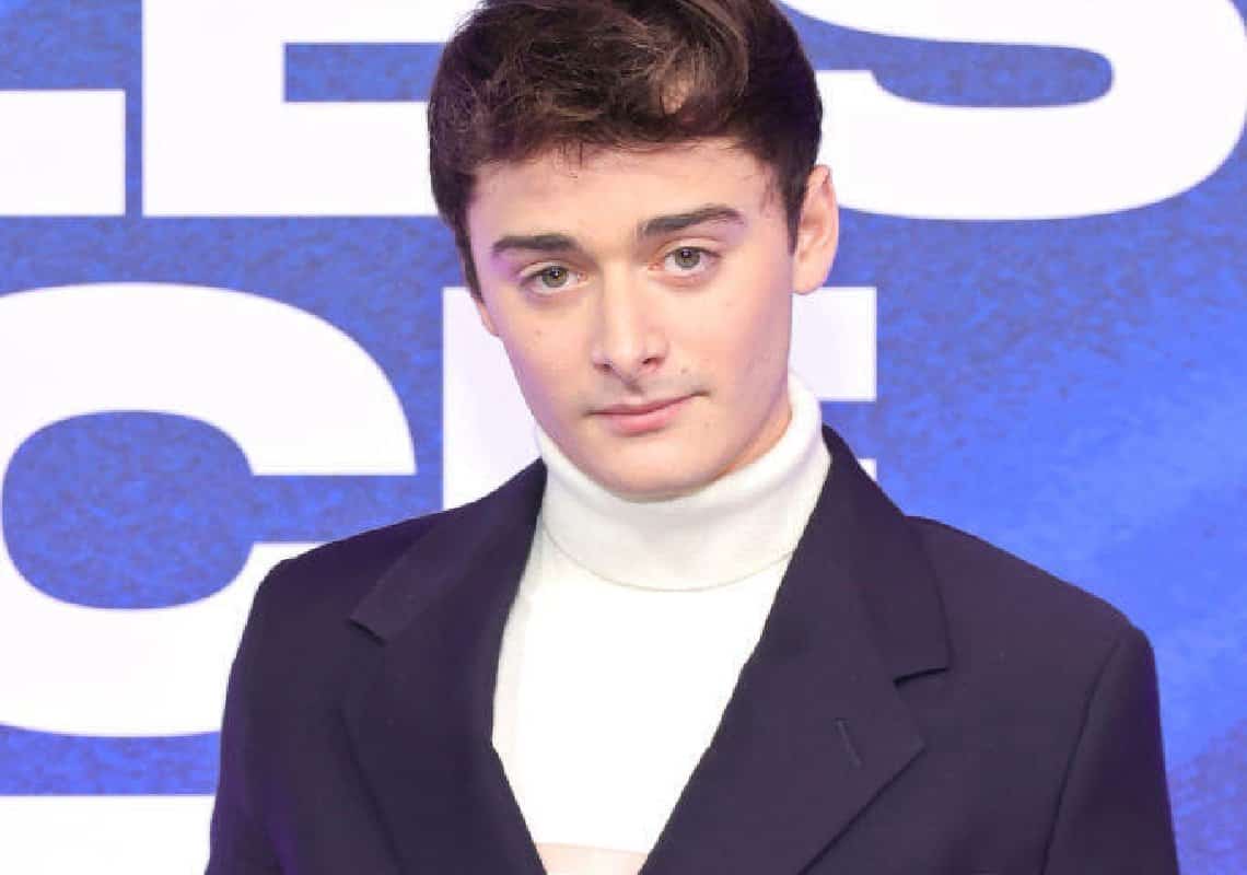 עכשיו זה רשמי: כוכב ״דברים מוזרים״ יוצא מהארון