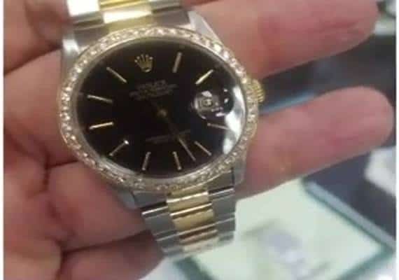 פלורידה: 2 שעוני רולקס נגנבו בעורמה מחנות תכשיטים 