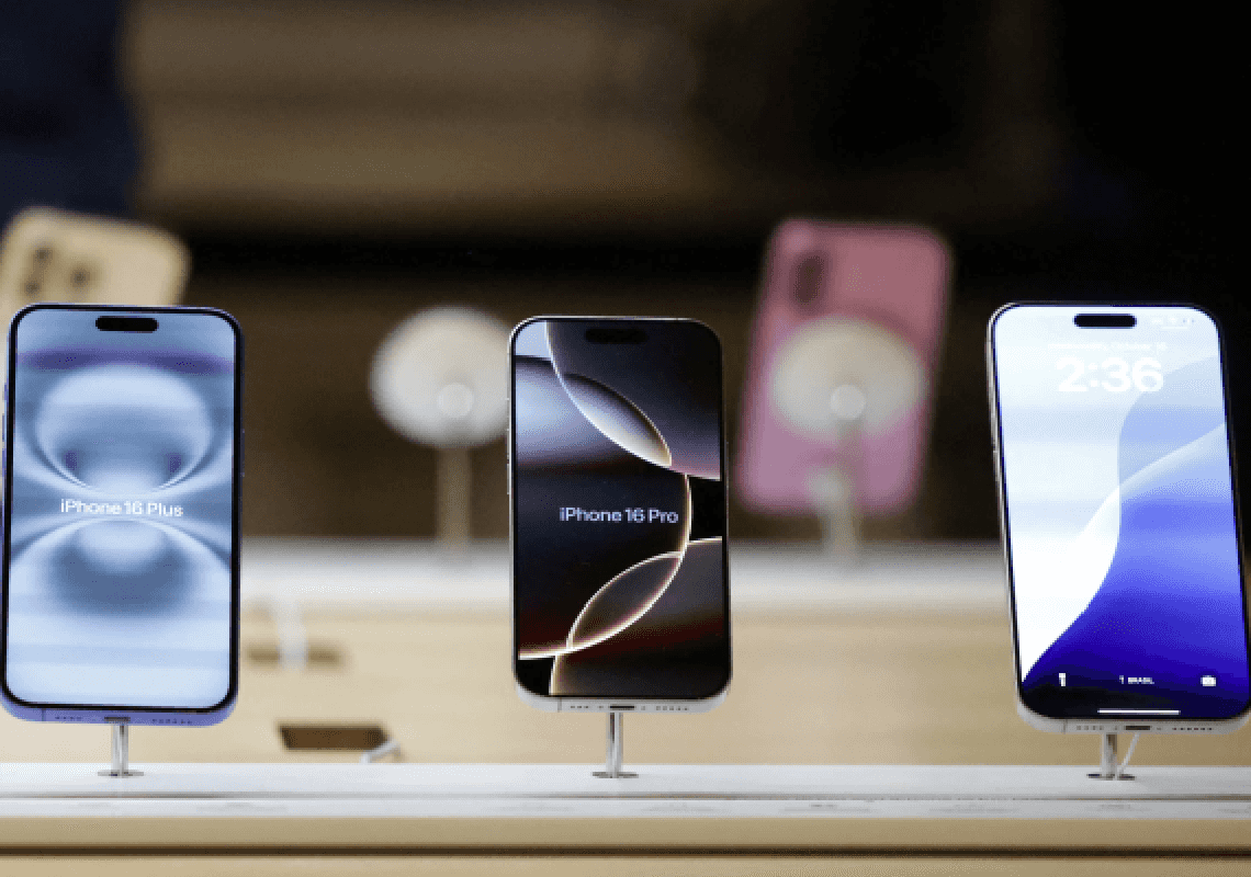 בגלל המכסים של טראמפ: מחיר האייפון עלול לזנק ב-700 דולר