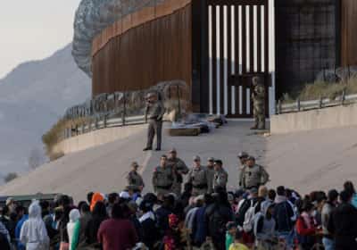 המלכודת הכלכלית של טראמפ: קנסות יומיים על מהגרים בלתי חוקיים חצו את רף שישה מיליארד דולר