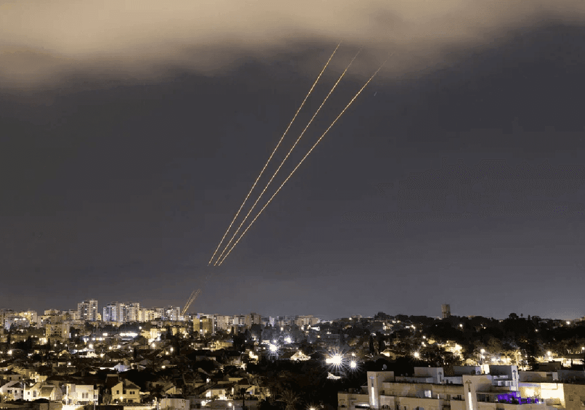 ישראל הוכיחה לאיראן שהיא יכולה לתקוף בכל זמן ובכל מקום, והעבירה מסר: "אל תנסו אותנו"