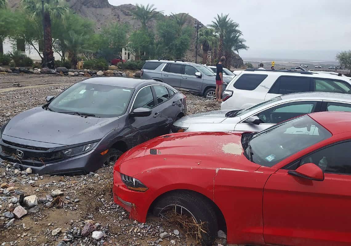 בשל שיטפונות: כאלף אנשים תקועים בפארק לאומי בדרום קליפורניה