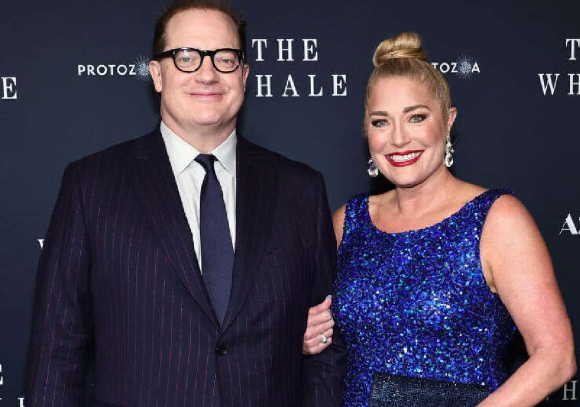 צמודים מתמיד: ברנדן פרייזר ובת זוגו בהופעת בכורה