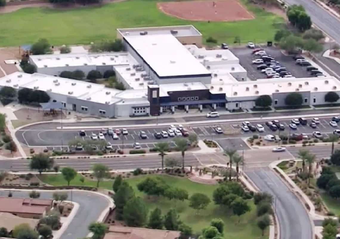 תקרית חריגה באריזונה: בן 9 הביא אקדח לבית הספר