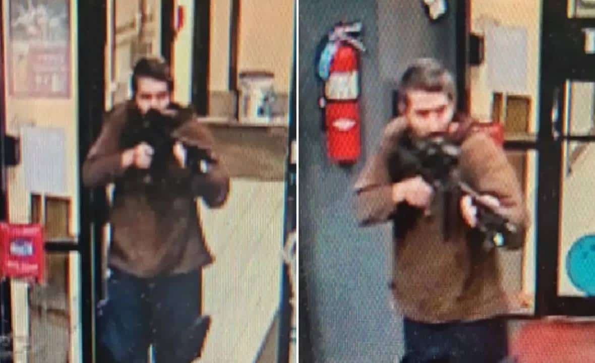 טבח באמריקה - החמוש מסתובב חופשי: ‏22 נרצחו לאחר שאדם פתח באש בשלושה מוקדים שונים