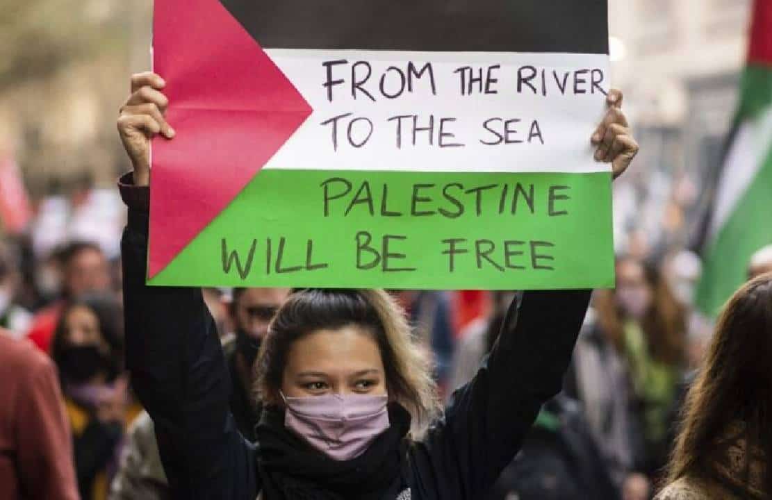 הקונגרס קבע: "מהים עד הנהר סיסמא אנטישמית"