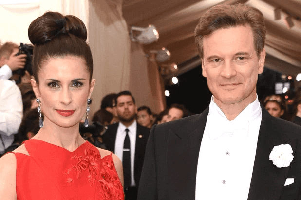 מפחדת מהאמת: אשתו של קולין פירת' מבטלת את התלונה נגד המטרידן כדי לא לחשוף פרטים על הרומן שלה