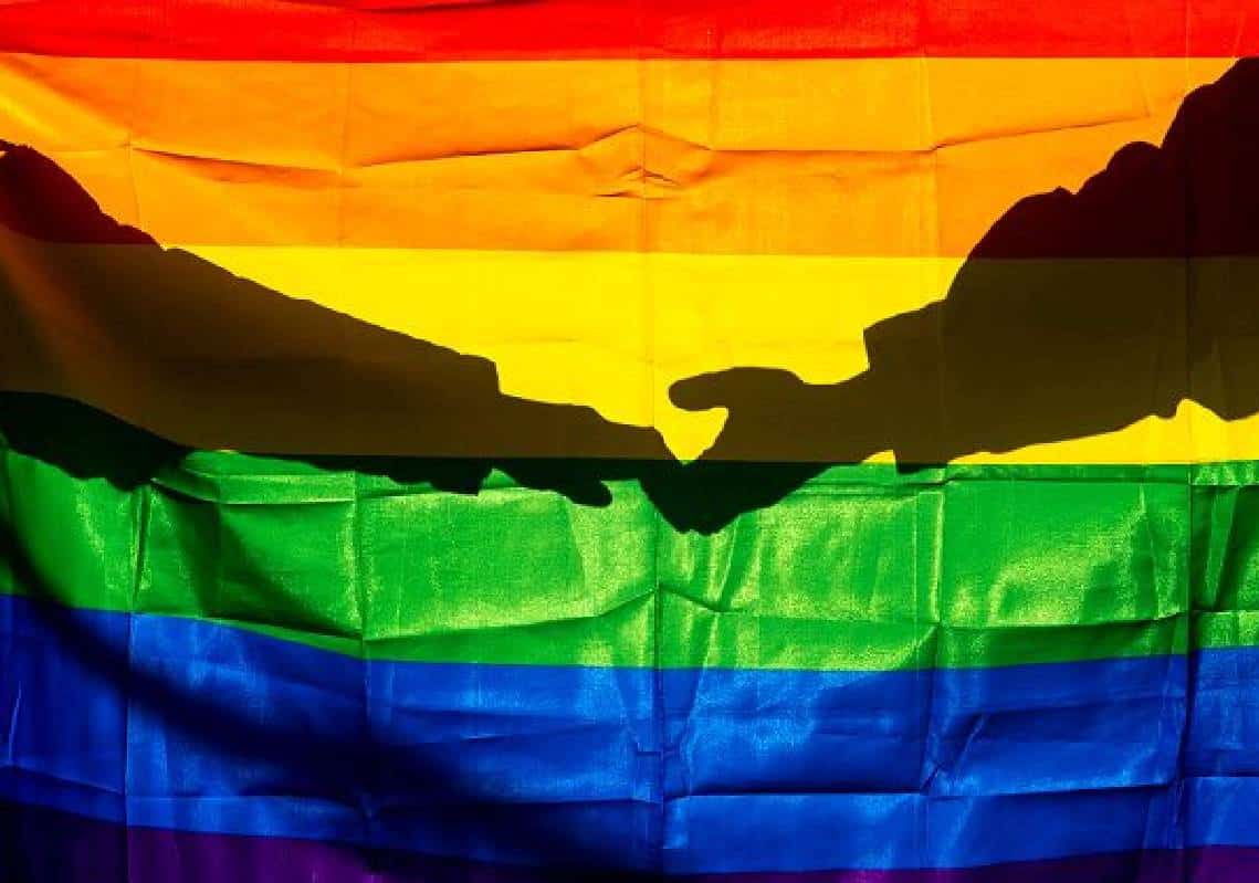 "צא עם עצמך לדייט, תחקור את גופך": השידור הציבורי בארה"ב  מבקש להגדיר מחדש מיניות לקווירים צעירים