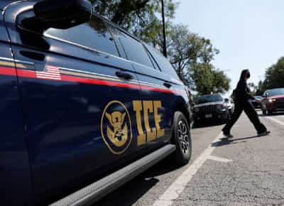 שיקגו תחת מצור: משטרת ההגירה פתחה במבצע התקפת המרכז נגד מהגרים