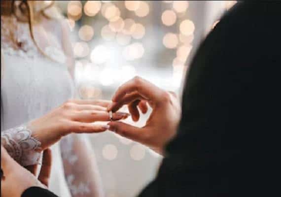 30,000 זוגות, הוצאות של מיליארד דולר: היום הוא יום החתונות הכי פופולרי בשנה