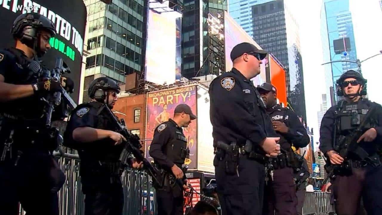 קריאות "אינתיפאדה" בלוס אנג'לס, אבטחה הדוקה בניו יורק ובמיאמי - 'יום הזעם' ה-13/10 מעמיד את העולם בכוננות