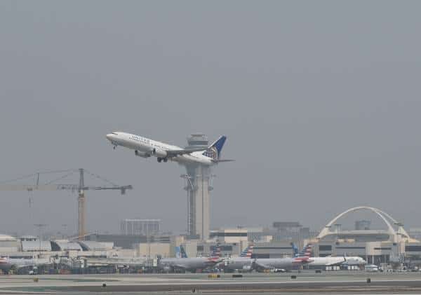 לראשונה מאז פרוץ המגיפה: קליפורניה הודיעה - המלצת בידוד ביתי למגיעים ממדינות אחרות