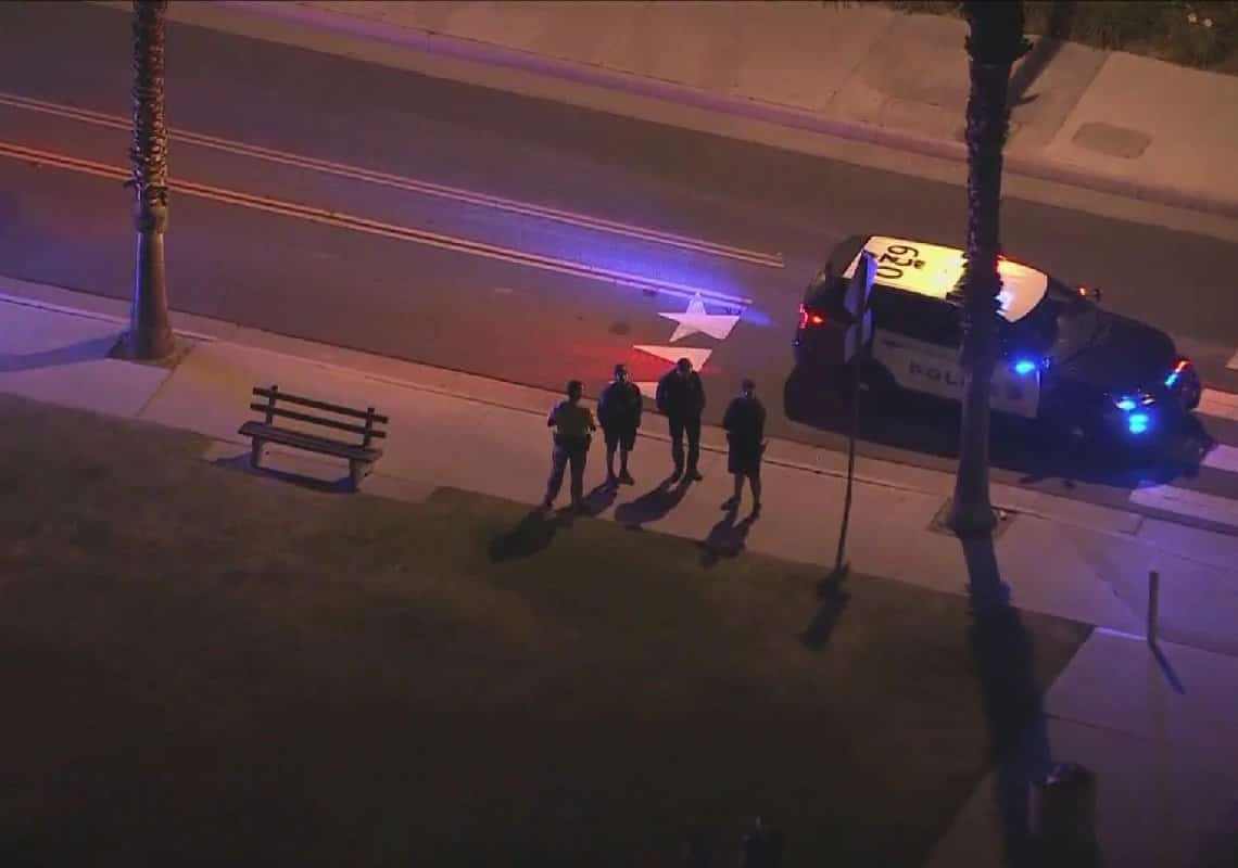 סנטה מוניקה: שתי נערות נורו במהלך מסיבה בחוף, מצוד אחר היורה