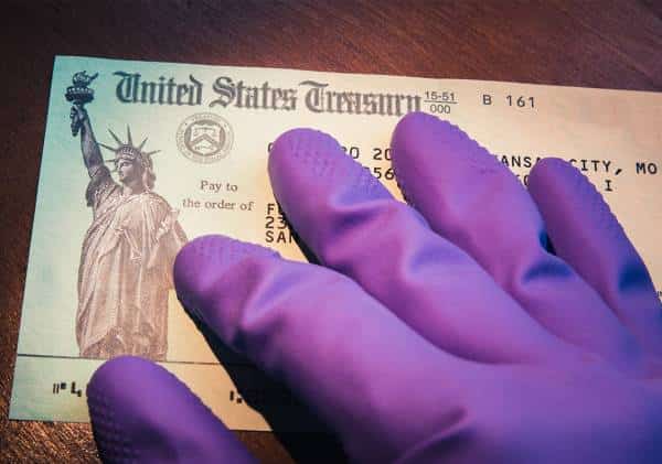 בקונגרס ממשיכים להתלבט בנוגע לשליחת צ'ק סיוע נוסף: אלו האופציות העומדות על הפרק