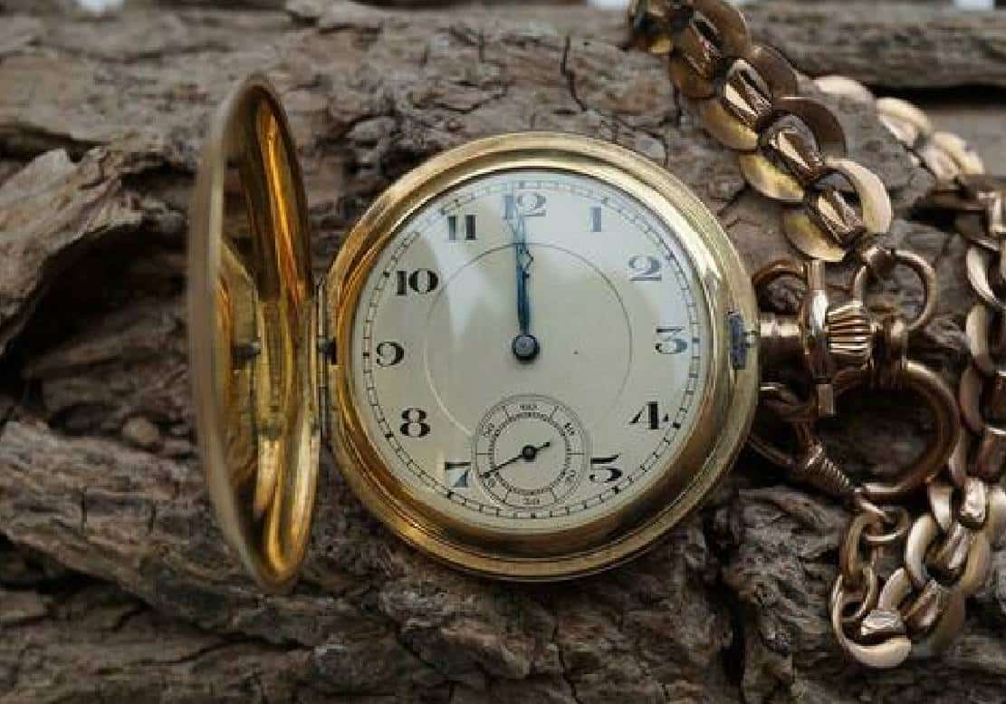 "אלה 12 הסימנים שאנחנו יושבים על פצצת זמן פיננסית"