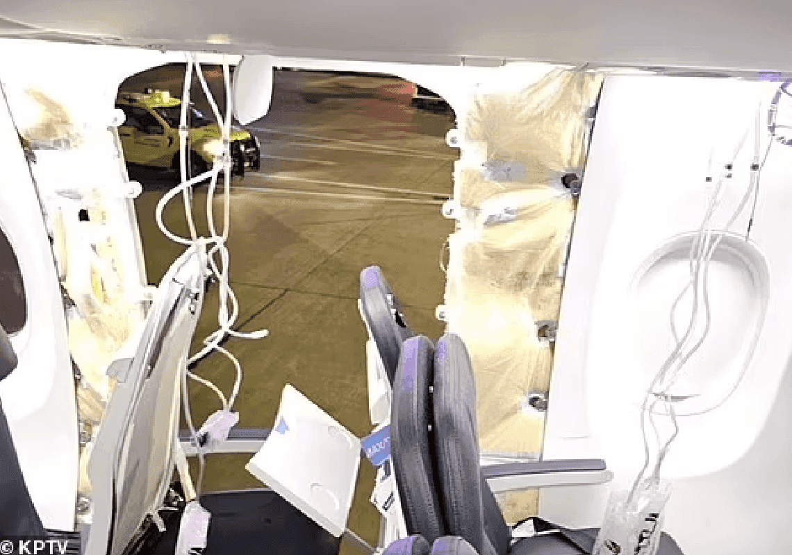 סיוט בדרך לקליפורניה: חלון המטוס התפוצץ באמצע הטיסה