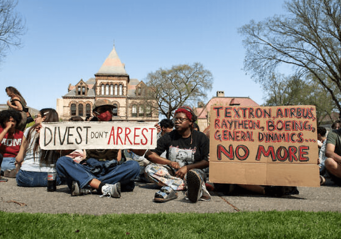 מיליארדר יהודי התפטר מדירקטוריון אוניברסיטת בראון – שתדון על המשך השקעותיה בישראל