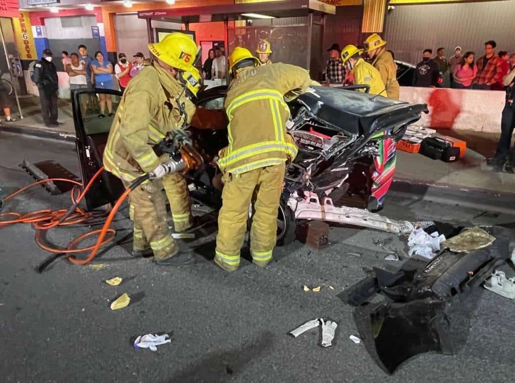  11 פצועים בתאונת דרכים בתחנת דלק בלוס אנג'לס