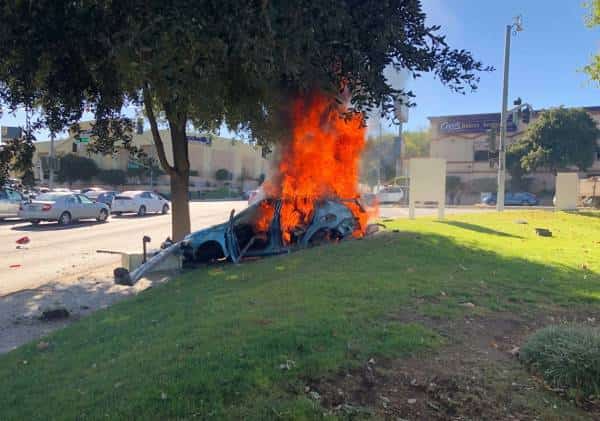 בת 6 נהרגה בתאונת דרכים, אמה נמצאה בתוך הרכב ללא בגדים