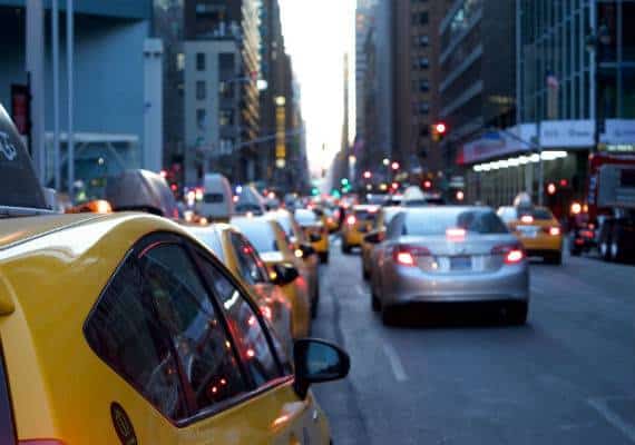 תורת המספרים: הייתם מוכנים לשלם כחצי מיליון דולר תמורת לוחית רישוי?