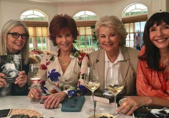 בקולנוע: מה קורה ששלוש נשים מבוגרות מוצאות את הספר "50 גוונים של אפור"?