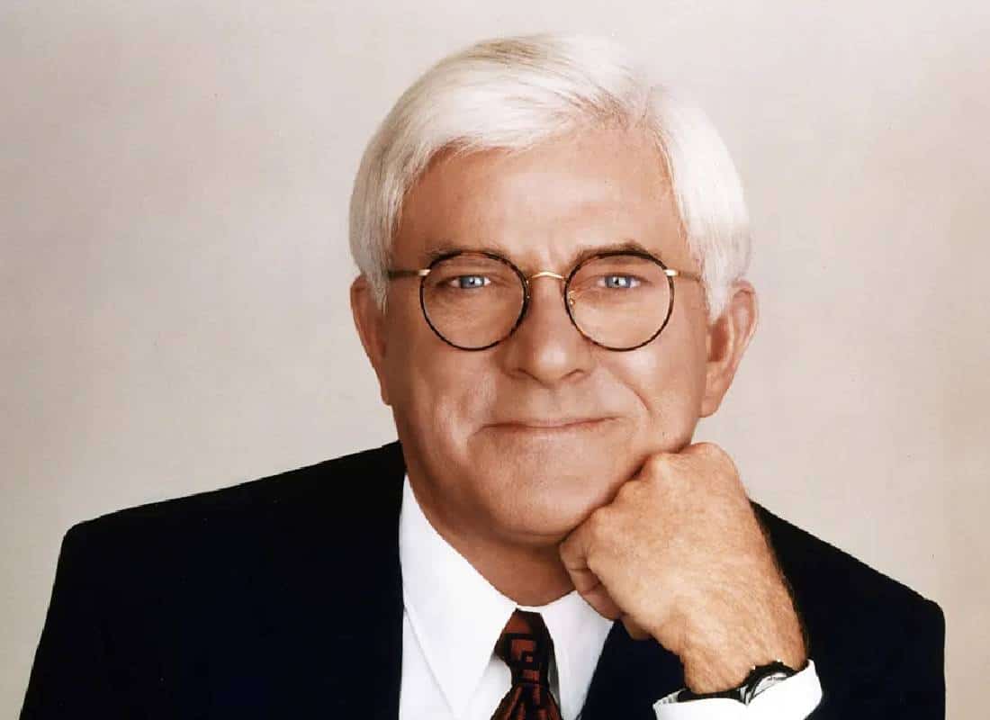 מנחה תוכנית הבוקר האגדי, פיל דונהיו, נפטר בגיל 88