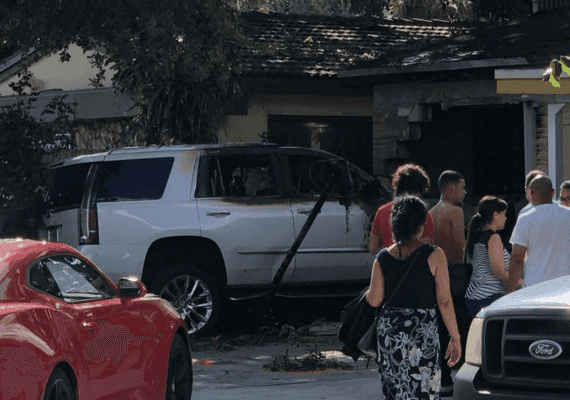 פלורידה: טנדר התנגש בתוך בית ועלה באש