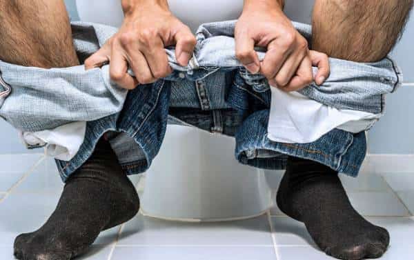 עצרו אתכם? מלח אנגלי יכול להקל על עצירות, אך שימוש מוגזם יכול לגרום לסיבוכים