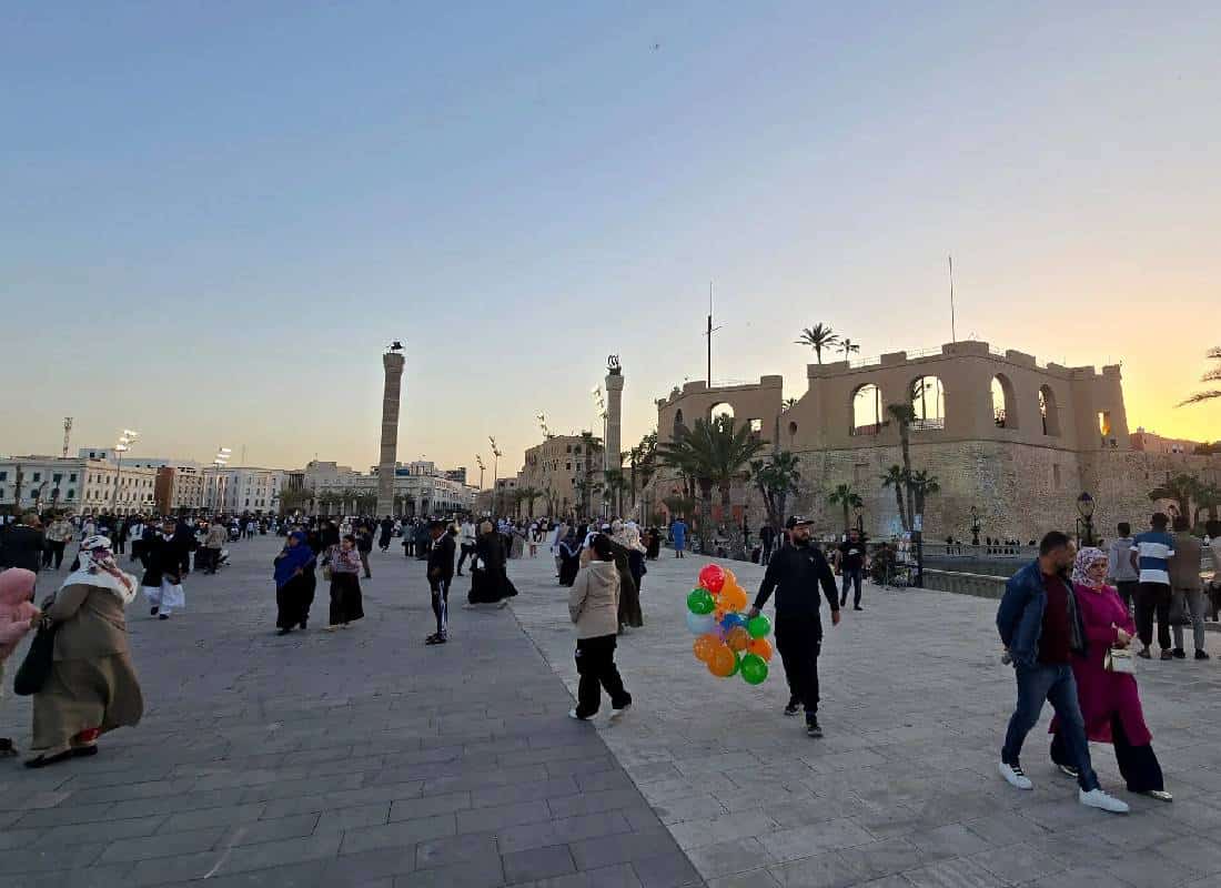 ממשל טראמפ מתכנן לגרש מהגרים ללוב במטוס צבאי אמריקאי