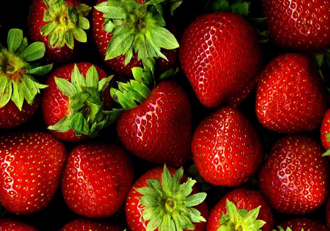 הפרי הסקסי בעולם: לרגל יום התות הבינלאומי הנה כמה מנות שוות במיוחד 