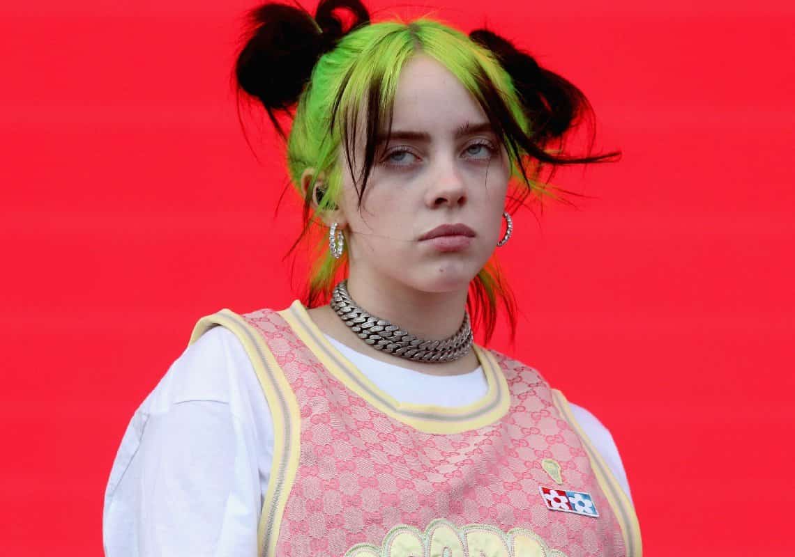 ילדה של אמא ואבא: בילי אייליש מספרת פרט מפתיע על היחסים עם הוריה 