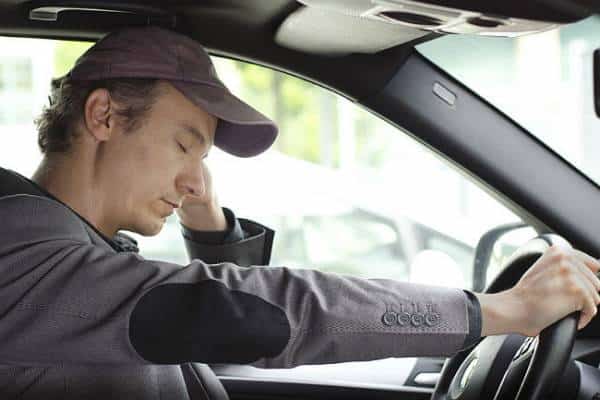 תשנו על זה: נמצא קשר בין ישנוניות במהלך היום לבין שינויים שעלולים לגרום לאלצהיימר