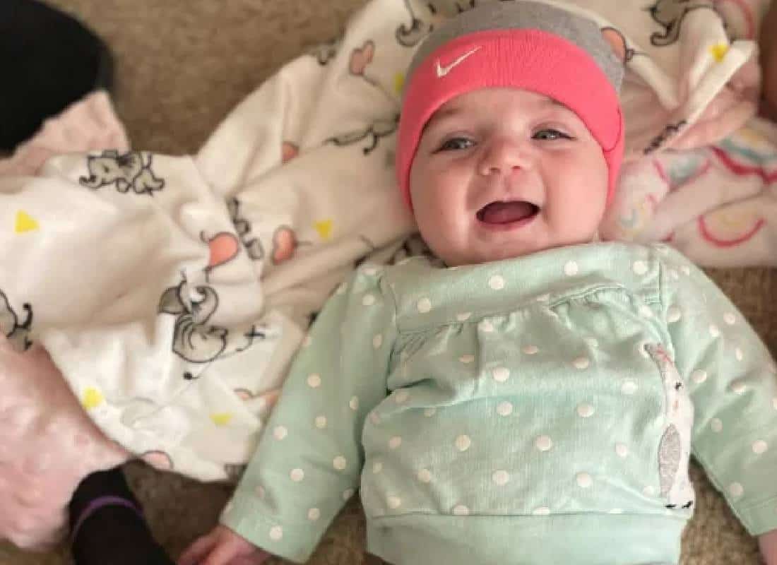 נס בקור המקפיא: שתי תינוקות נמצאו בתעלה לאחר חטיפה באינדיאנפוליס