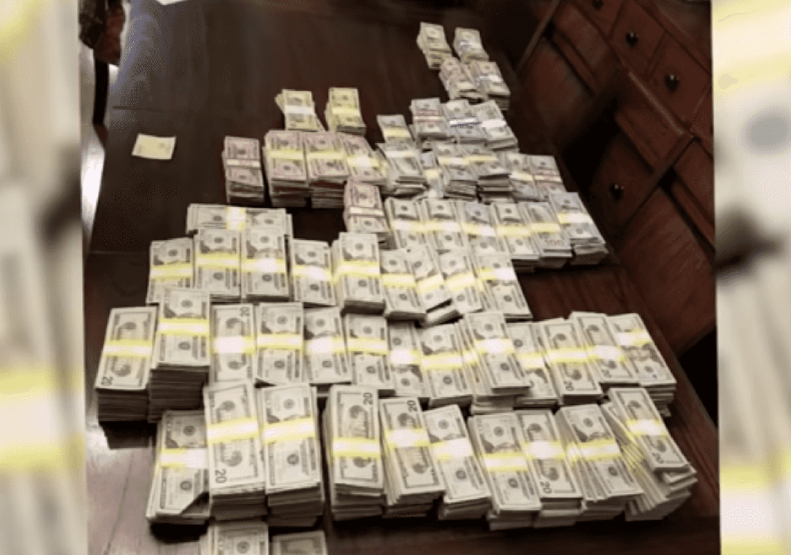 ניו יורק: שתי אחיות נעצרו בגין זיוף כרטיסי חיסון – מהם הן הרוויחו מיליונים