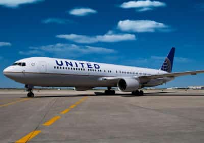 יונייטד משנה מדיניות: נוסעים בטיסות פנים יחויבו בצ'ק-אין מוקדם יותר
