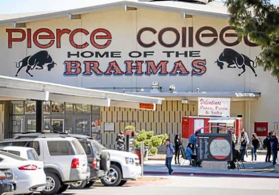 אפקט פארקלנד: עוד קולג' פונה בעקבות איום לאירוע ירי. הפעם בלוס אנג'לס 