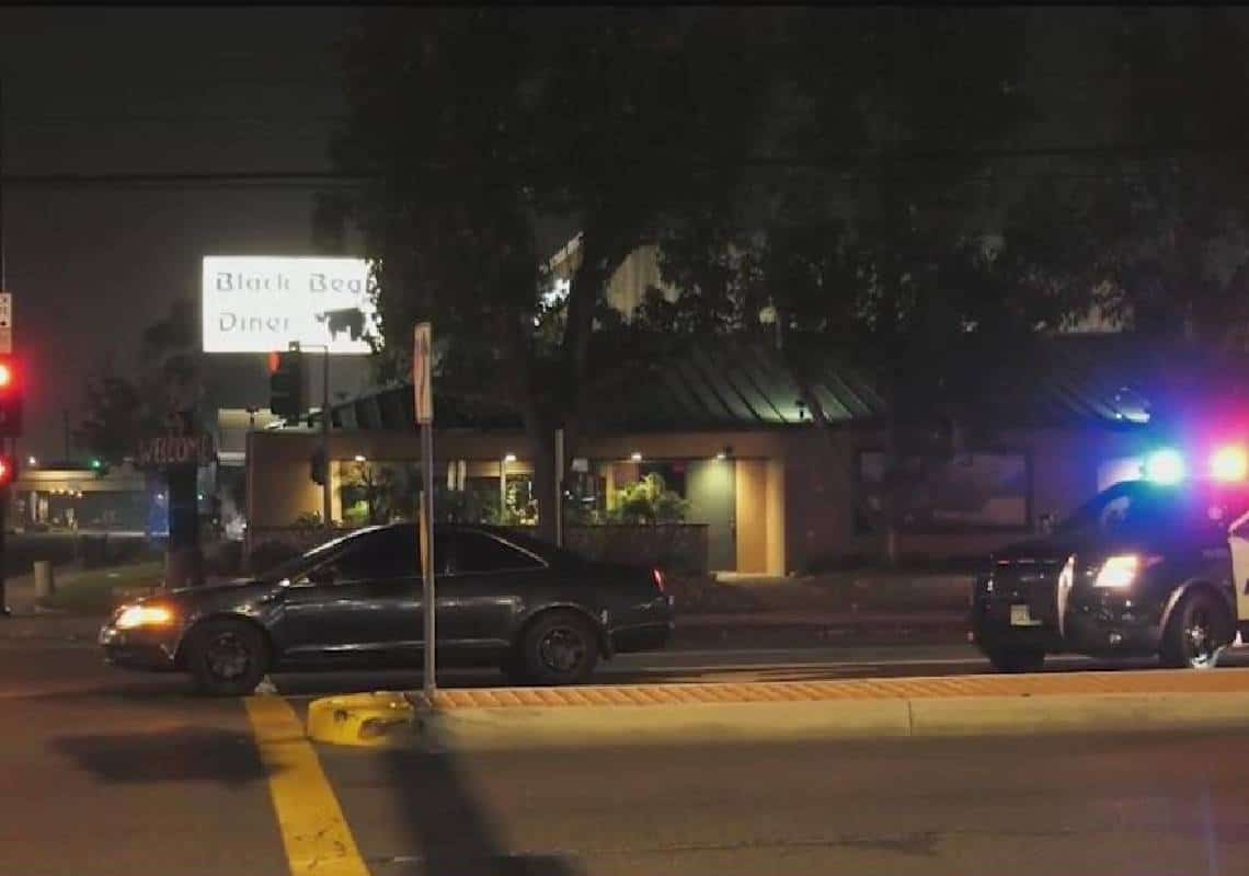 דרום קליפורניה: שליחה ב'דור-דאש' נורתה במכוניתה