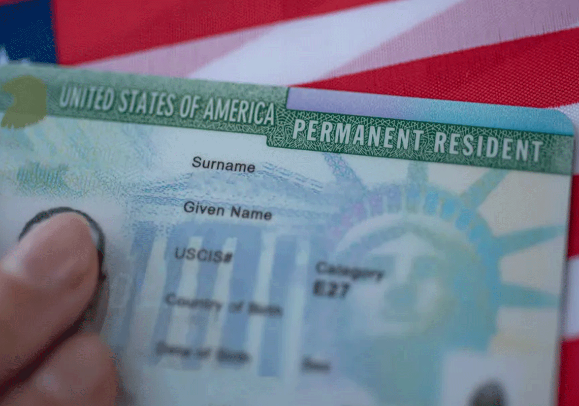 עסק משפחתי: אם, בנה ואחותה סייעו ללא חוקיים בארה"ב במציאת זיווג אמריקאי וארגון חתונה פיקטיבית עבור גרין קארד