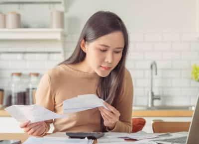 המשבר הכלכלי: בארה"ב צריך להרוויח 124 אלף דולר בשנה כדי לחיות בנוחות