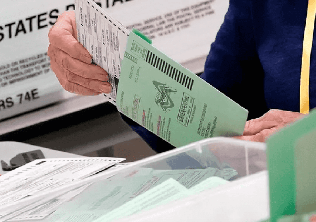 ממשל ביידן תובע את אריזונה בגלל חוק המחייב בוחרים להוכיח שהם אזרחי ארה"ב