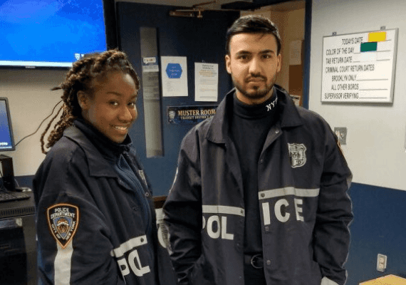 ניו יורק: נתפס כשניסה לנסוע חינם ברכבת, ואז התגלה שהוא חמוש בנשק לא חוקי