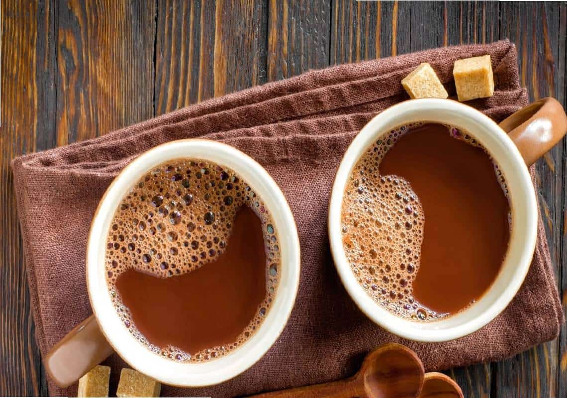 הכינו את עצמכם לחורף: המשקאות הבריאים ביותר לחורף טעים וחמים 