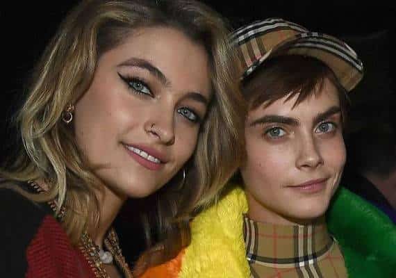 זוגיות חדשה ומפתיעה: פריס ג'קסון וקארה קלווין 