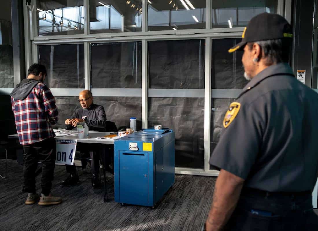 "ארה"ב נערכת למערכת הבחירות המאובטחת ביותר בהיסטוריה"