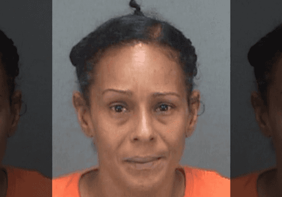 פלורידה: מורה הביאה לכיתה אקדח וסכינים 