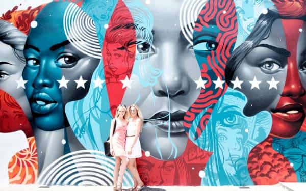 ברחובות מיאמי יש קסם מיוחד: וכעת יש גם תערוכה שחושפת אותו 