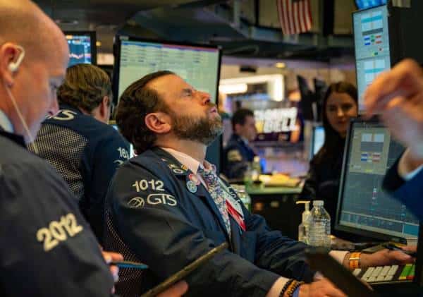 יום שחור בוול סטריט: הדאו ג'ונס איבד יותר מאלפיים נקודות, ה-S&P500 צנח ביותר מ-7%