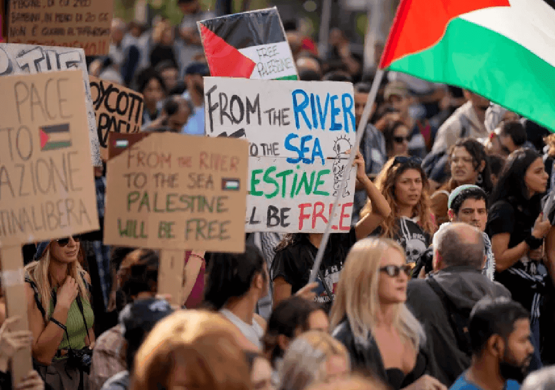 'מהירדן ועד הים': כך מגיבים הצעירים ה"פרו-פלסטינים" שלומדים על משמעות המשפט 