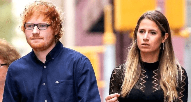 אד שירן מודה שהתחתן בחשאי עם ארוסתו