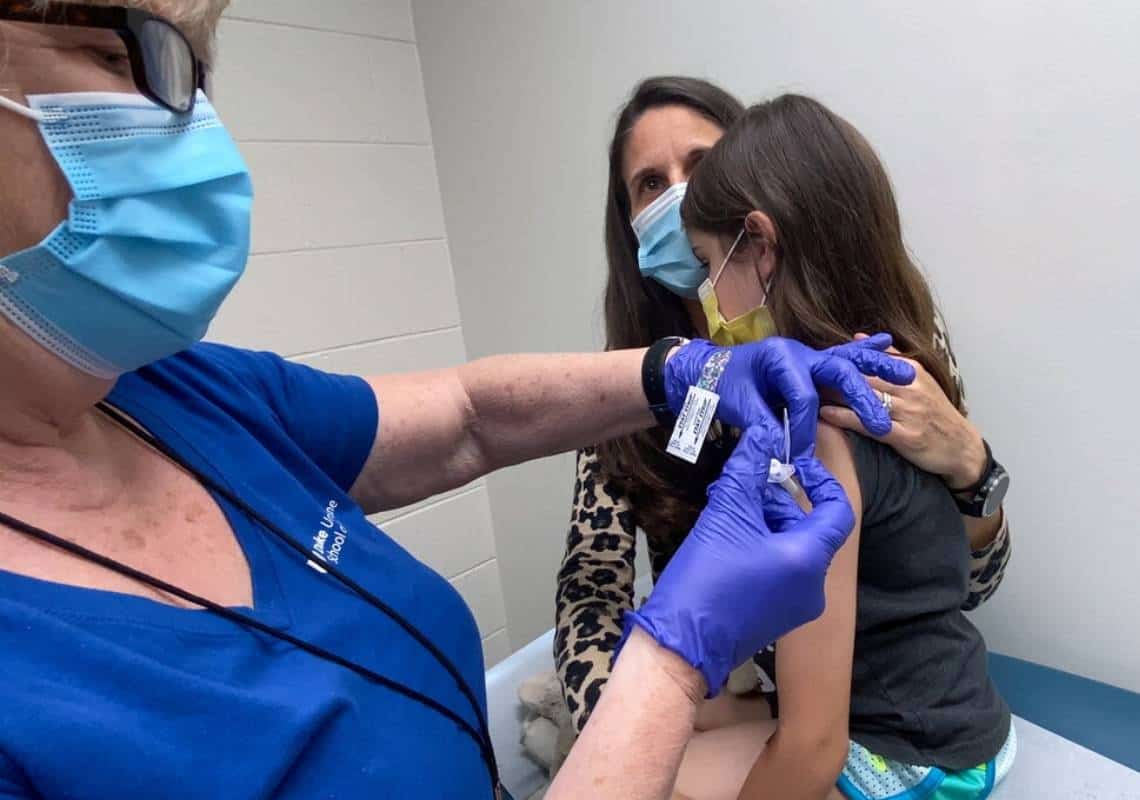 פייזר פנתה ל-FDA בבקשה לקבל אישור חירום לחיסון לבני 5 עד 11